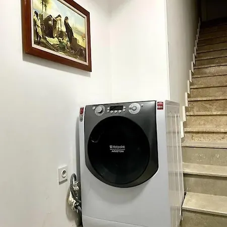 Cozy Midtown Flat In T1 Antalya